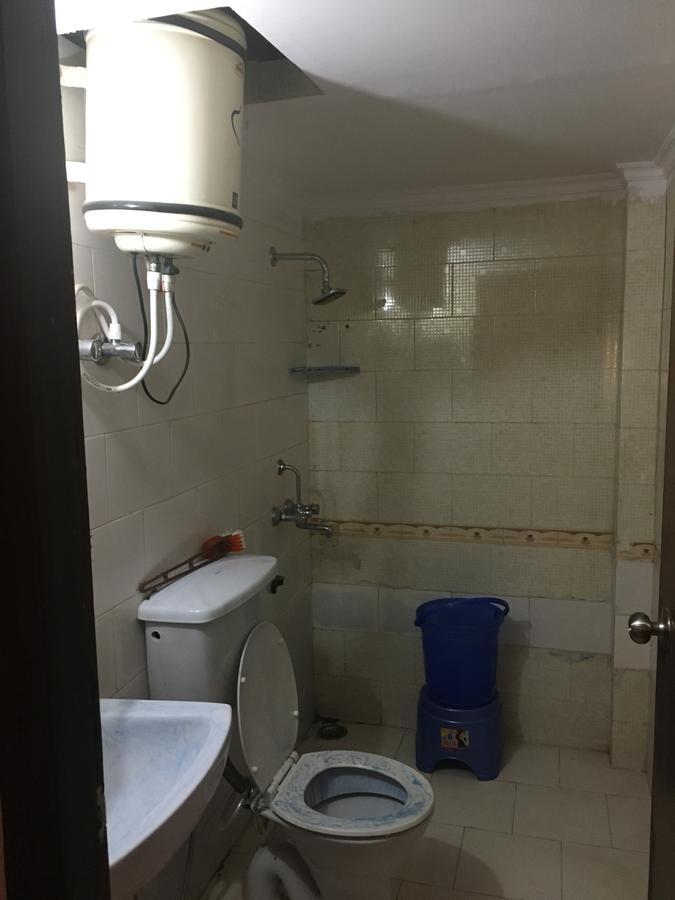 Mufis Homestay, Emerald Compound, New Palam Vihar-2 Ґурґаон Екстер'єр фото